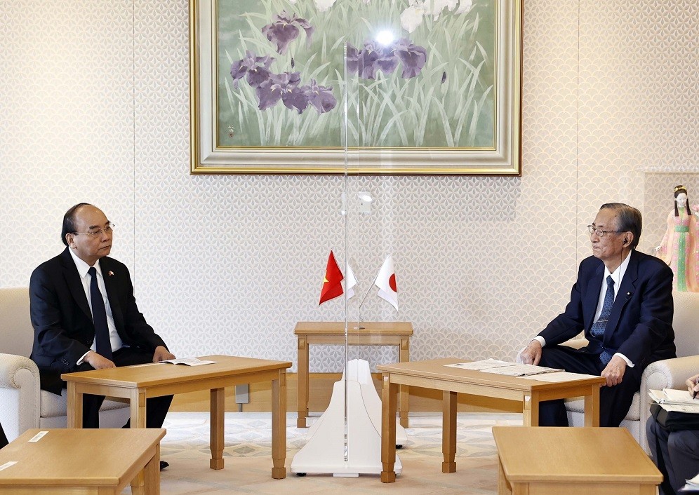 Chủ tịch nước Nguyễn Xuân Phúc hội kiến Chủ tịch Hạ viện Nhật Bản Chủ tịch nước Nguyễn Xuân Phúc hội kiến Chủ tịch Hạ viện Nhật Bản