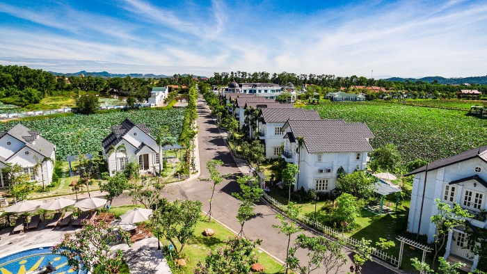 ve dat to tham khu du lich vuon vua