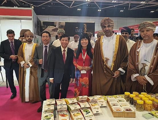 bo ngoai giao viet nam va oman tham van chinh tri lan thu ba