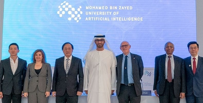 uae thanh lap dai hoc tri tue nhan tao dau tien tren the gioi