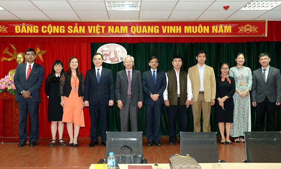 Báo chí-truyền thông về đại dịch Covid-19: Nhìn từ góc độ Việt Nam và Ấn Độ