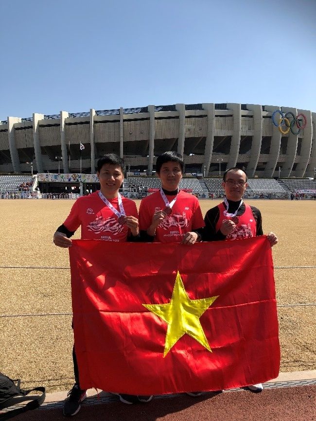 Xây dựng và nâng cao bản lĩnh chính trị cho du học sinh