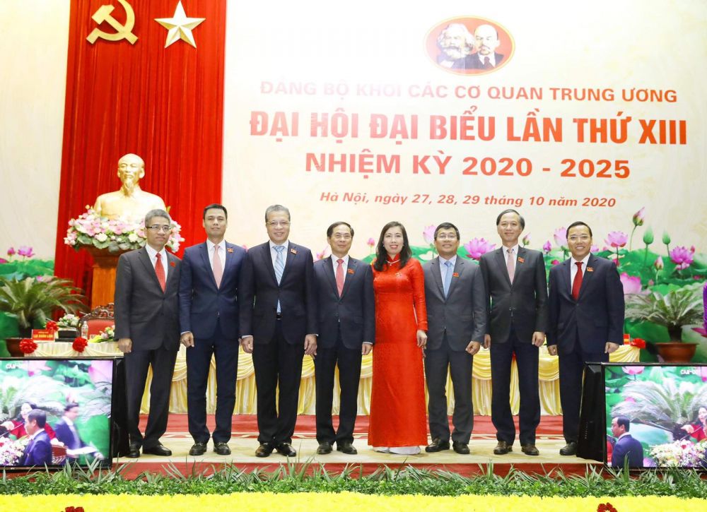 trien khai hieu qua cong tac doi ngoai trong giai doan chien luoc moi