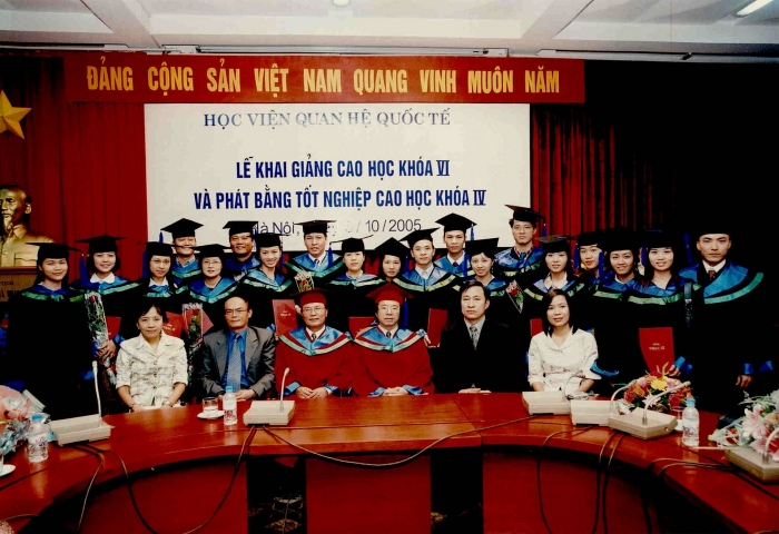 60 nam hoc vien ngoai giao qua nhung buc anh