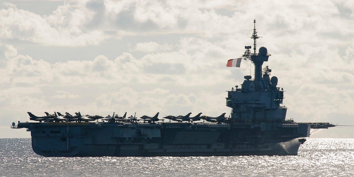 y do cua phap o an do duong thai binh duong va ham y voi asean