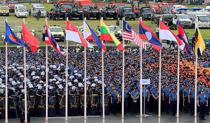 y do cua phap o an do duong thai binh duong va ham y voi asean