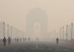 Ấn Độ: Ô nhiễm không khí nghiêm trọng, New Delhi đóng cửa trường học