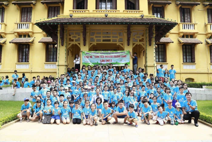 van phong dang uy doan the bo ngoai giao 55 nam mot chang duong ve vang