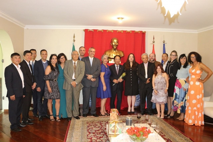 Đại sứ quán Việt Nam tại Brazil tổ chức gặp mặt báo chí cuối năm