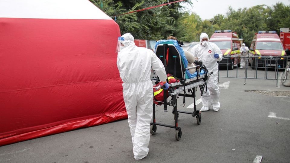 them 2 quoc gia ghi nhan ca dau tien nhiem bien the omicron