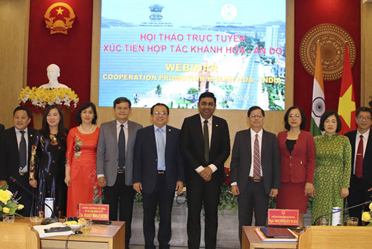 Lãnh đạo UBND tỉnh Khánh Hòa tại Hội thảo trực tuyến xúc tiến hợp tác Khánh Hòa - Ấn Độ.