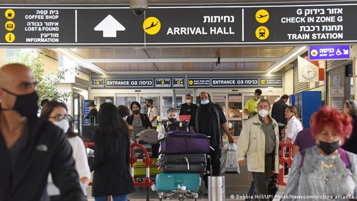 Bộ Y tế Israel ngày 25/12 thông báo trong ngày đã phát hiện thêm 591 ca nhiễm biến thể Omicron, đưa tổng số ca nhiễm biến thể mới tại nước này lên 1.118 ca, trong đó 723 ca trở về từ nước ngoài.