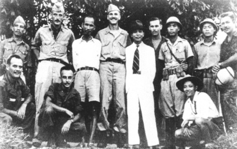 cau chuyen dang sau nhung ky vat