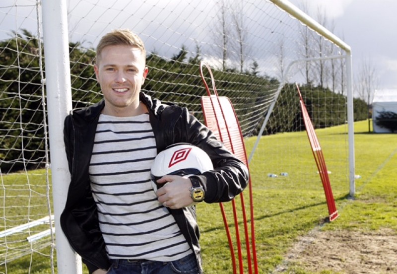 nhung ngoi sao giai tri suyt tro thanh cau thu