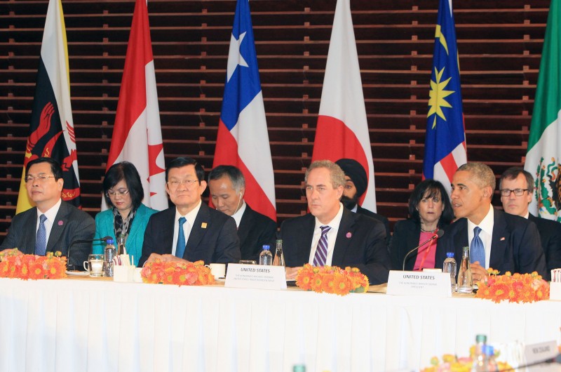 ngoai giao da phuong vu khi sac ben thoi hoi nhap