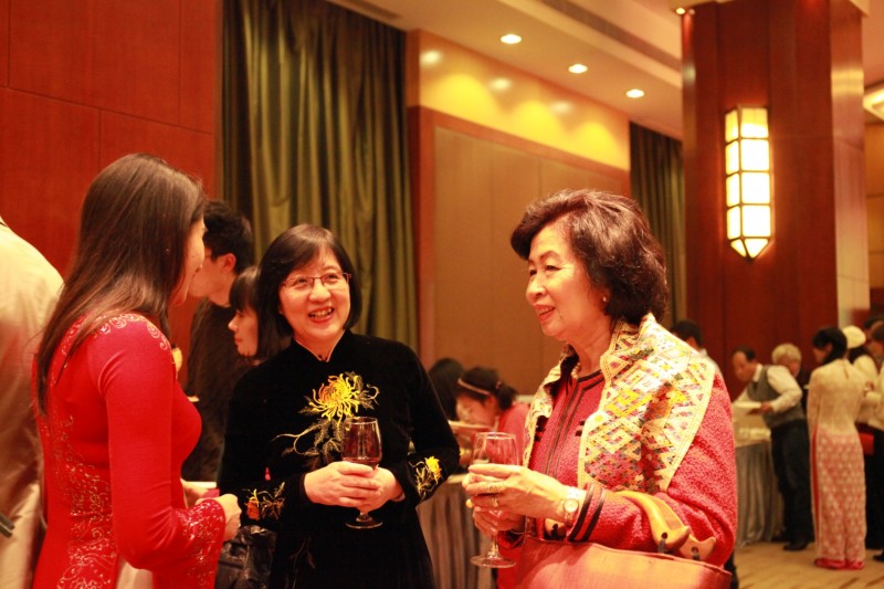 kieu bao tai thuong hai mung xuan binh than