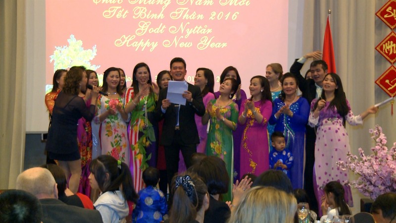 am ap tet cong dong o na uy