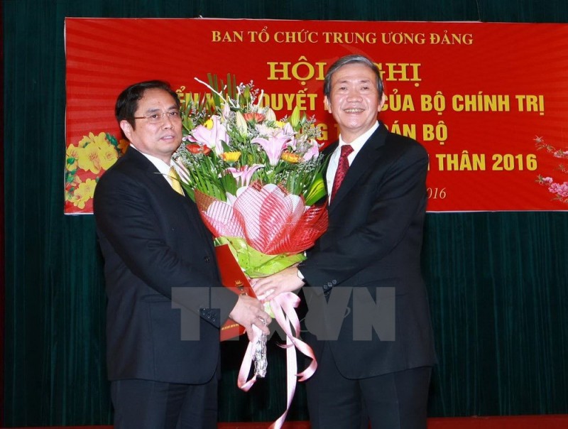 ong pham minh chinh giu chuc truong ban to chuc trung uong