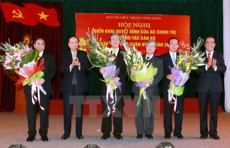 ong pham minh chinh giu chuc truong ban to chuc trung uong