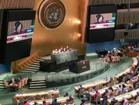 dien vien anne hathaway dai su thien chi vi quyen phu nu