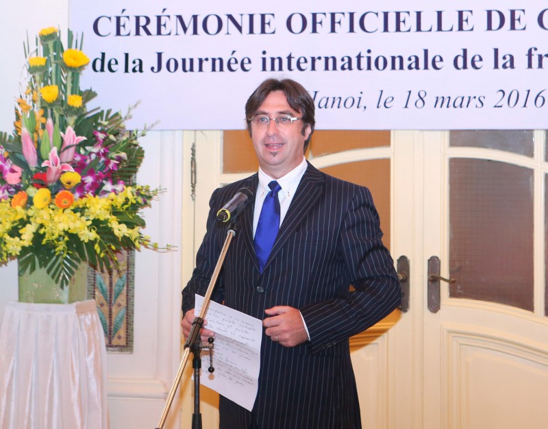 ky niem trong the ngay quoc te phap ngu 203