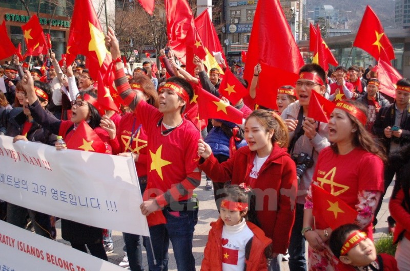 Người Việt ở Hàn Quốc phản đối hành động của Trung Quốc ở Biển Đông nguoi viet o han quoc phan doi hanh dong cua trung quoc o bien dong