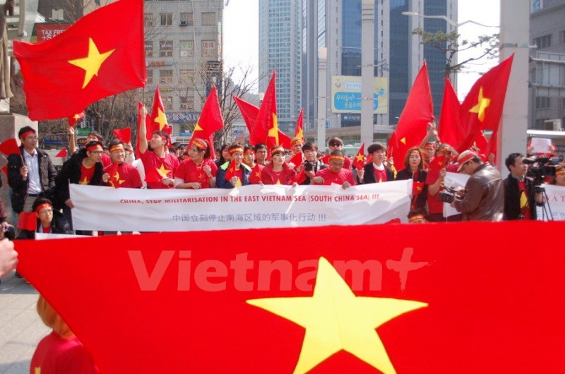 Người Việt ở Hàn Quốc phản đối hành động của Trung Quốc ở Biển Đông nguoi viet o han quoc phan doi hanh dong cua trung quoc o bien dong