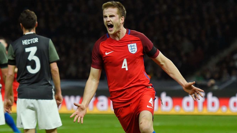 doi tuyen anh co da tang bo dao nha