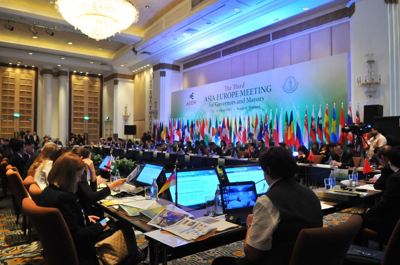 lam sau sac hon quan he doi tac a au