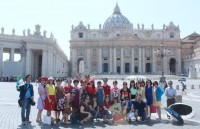 nguoi viet ngay cang chiu chi khi di du lich nuoc ngoai