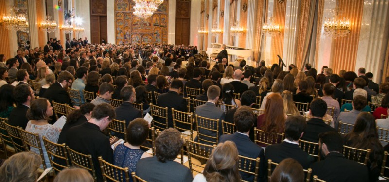 opera khoa lap su khac biet