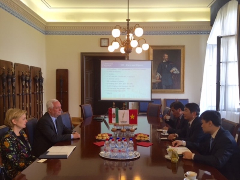 tang cuong hop tac van hoa giao duc viet nam hungary