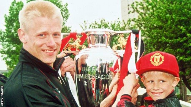 cha con schmeichel di vao lich su