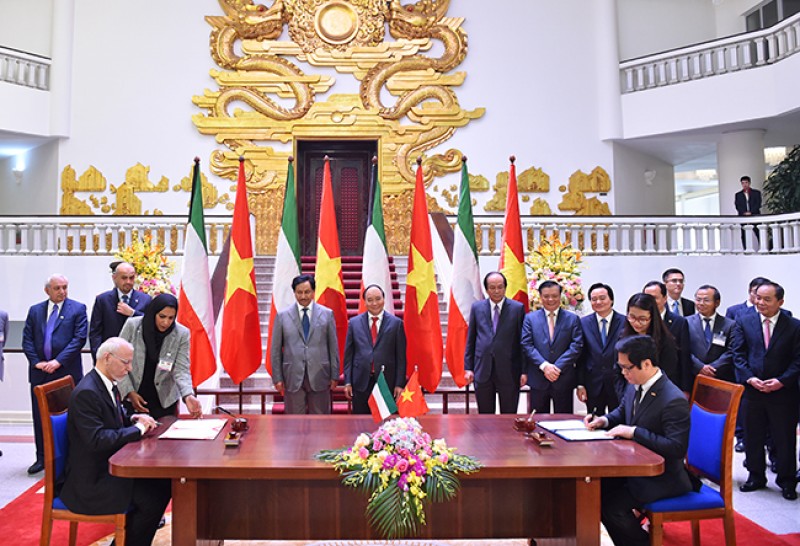 dua quan he viet nam kuwait di vao chieu sau