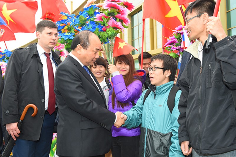 Hội nghị Ngoại giao 29: Thay đổi tư duy để phục vụ phát triển hoi nghi ngoai giao 29 thay doi tu duy de phuc vu phat trien