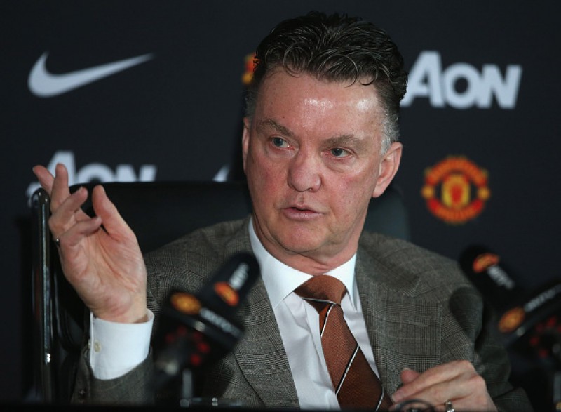 hlv van gaal mu can vo dich fa cup