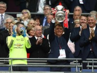 crystal palace man city giai ma hien tuong