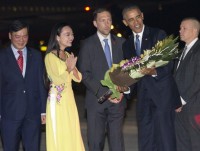video tong thong hoa ky barack obama roi air force one