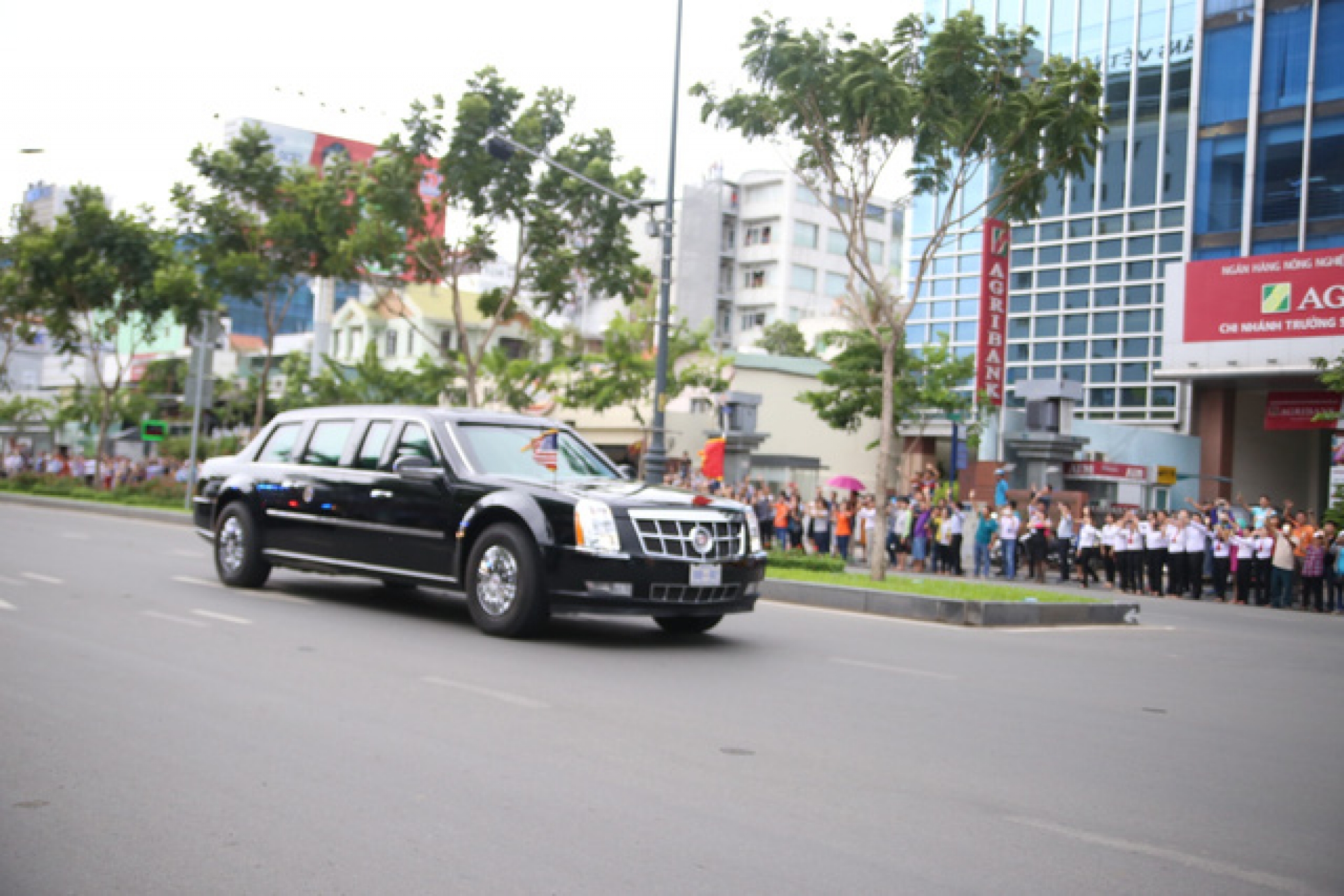 tong thong obama le phat o chua ngoc hoang