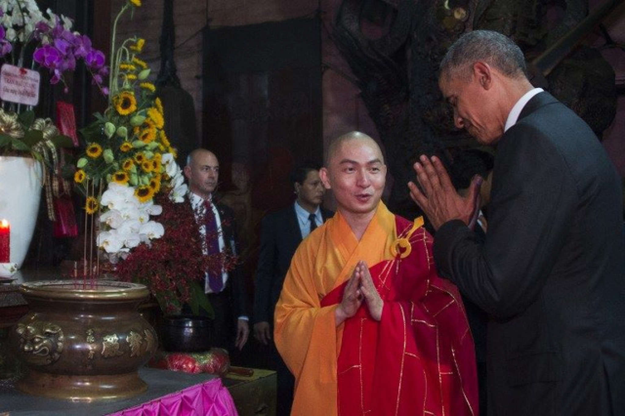 tong thong obama le phat o chua ngoc hoang