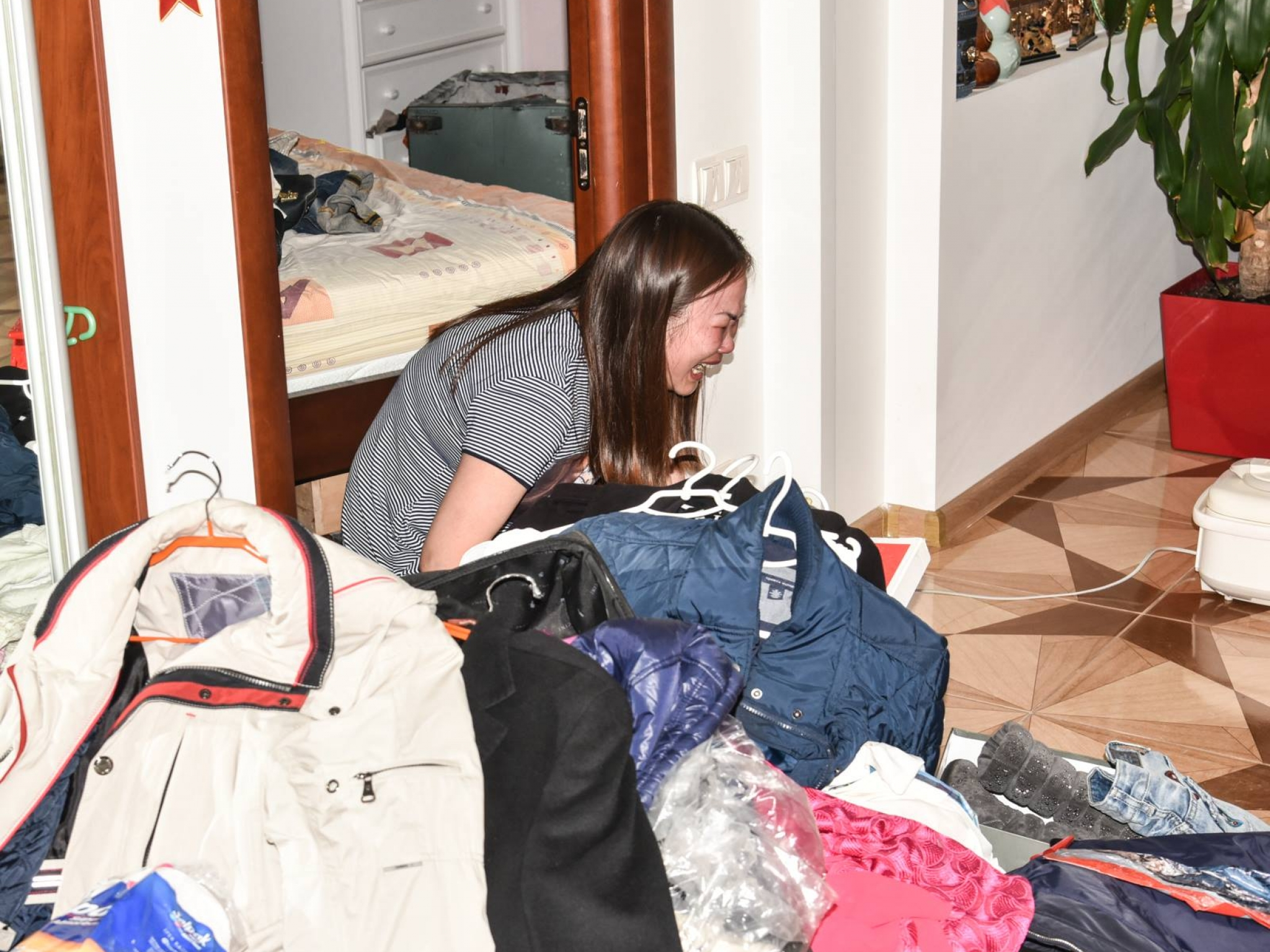 ba con nguoi viet o ukraine bi tich thu tai san vo co