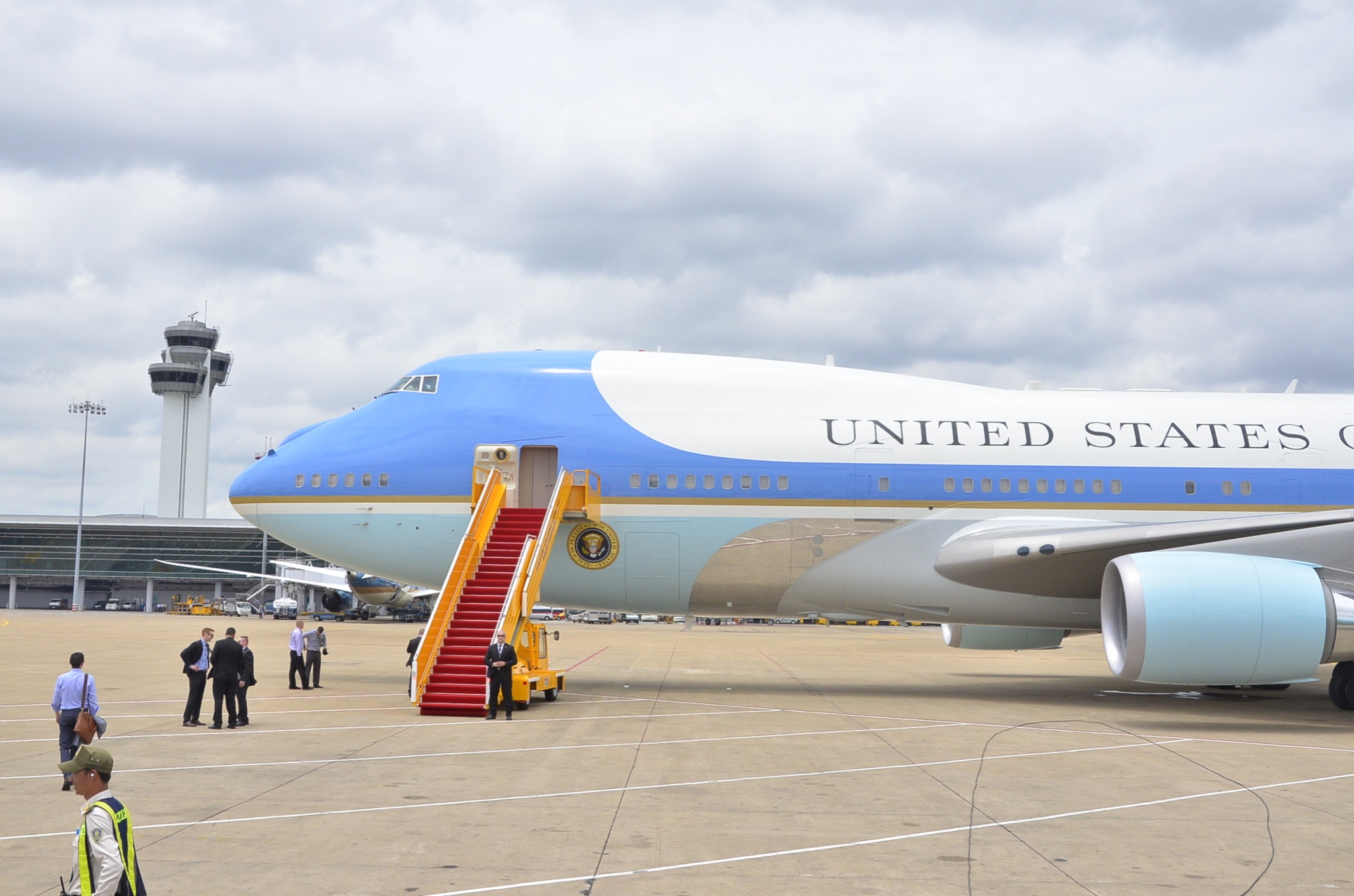 tong thong obama roi tp ho chi minh ket thuc chuyen tham viet nam