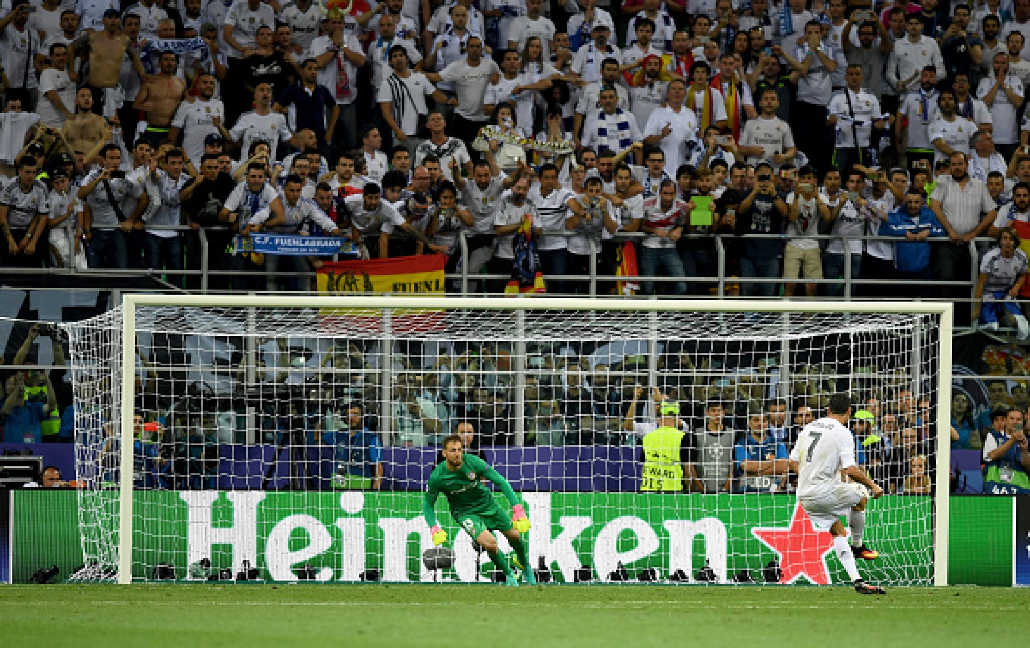 nhung khoanh khac o tran chung ket champions league 2016