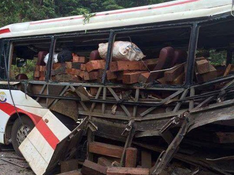 Vụ nổ xe khách tại Lào: Xác nhận được danh tính nạn nhân thứ 8 thiệt mạng