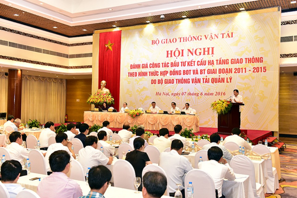 huy dong toi da nguon luc xa hoi phat trien ha tang giao thong