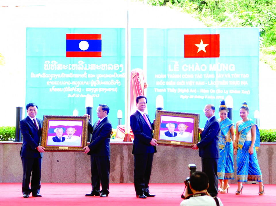 du an cua tinh huu nghi viet lao