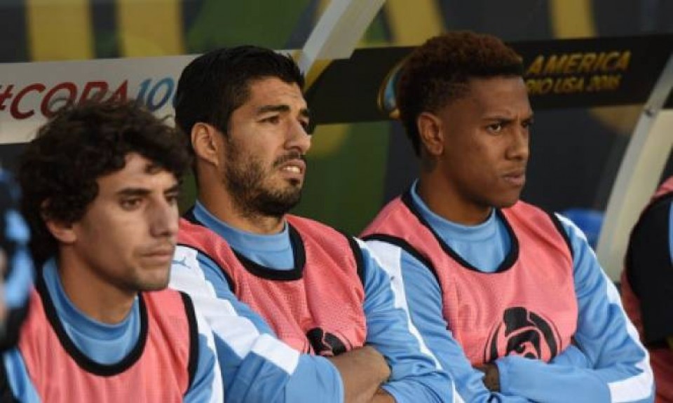 dt uruguay bat ngo bi loai o vong bang copa america 2016