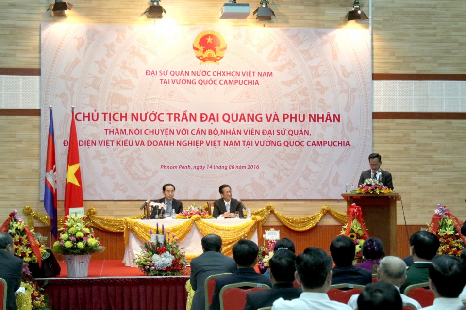 nhanh chong giai quyet kho khan cua ba con kieu bao o campuchia