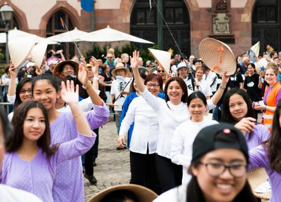 quang ba van hoa viet nam trong le dieu hanh o frankfurt