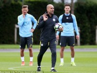 dan sao real madrid dam chieu tren san tap truoc tran gap apoel